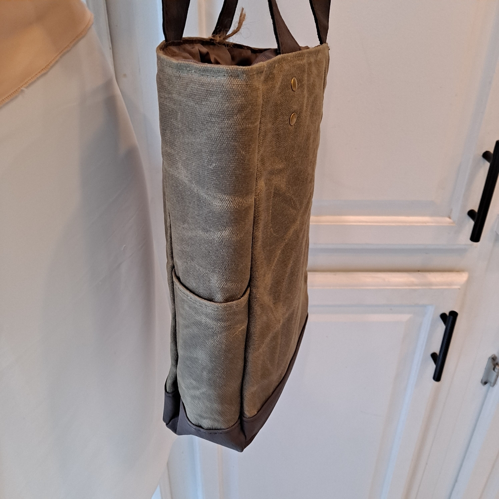 Legacy Brown Waxed Canvas and Leather Double Wine Cooler Tote Bag - Picture 6 of 8